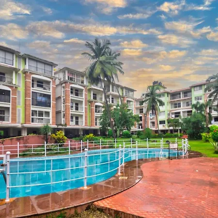 Amazing Pool View Candolim Goa 2Bhk Apartment